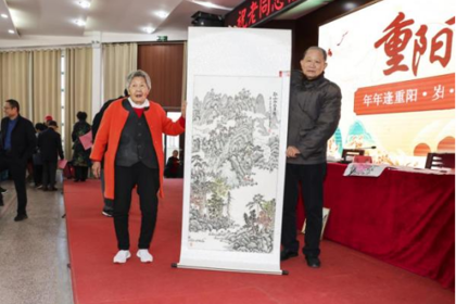 金秋重阳情暖海陵，银龄风采映照芳华